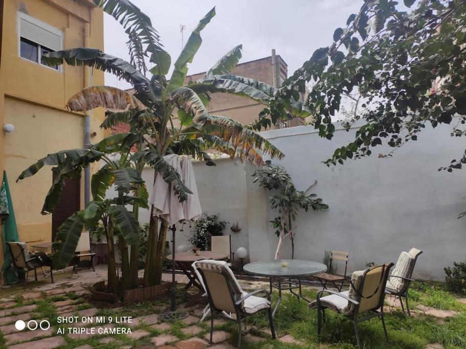 Precioso Apartamento Con A/A En Ruzafa Con Terracita Privada Y Acceso A Un Jardin, Para 2-3 Personas Valencia Buitenkant foto